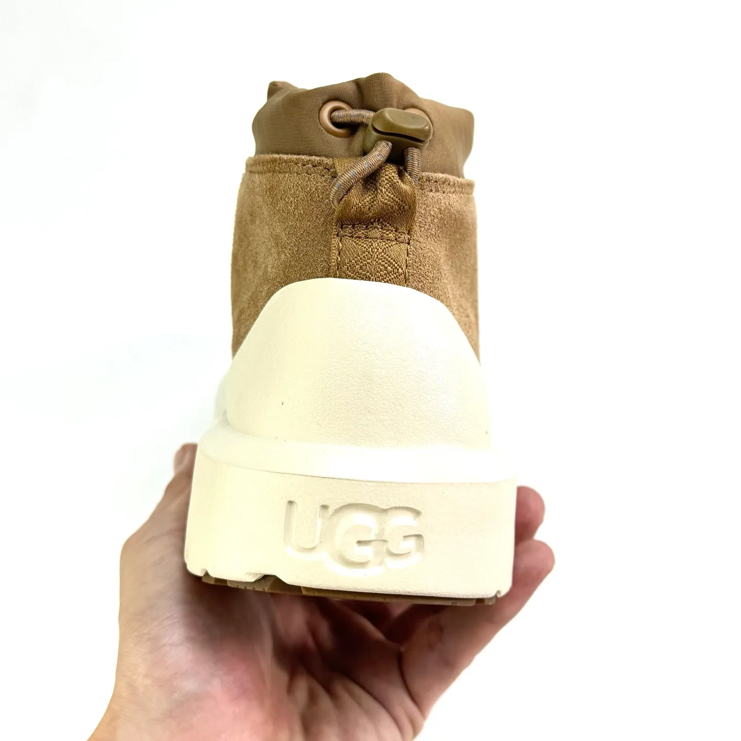 Local 💰600 [Wang Yibo's same style 3991UGG waterproof Tasman high top] The upper is made of high-mercerized cow suede, with fine texture and good gloss, non-currency cow suede! The outsole is made of a combination of injection molding and IP foam (referred to as the original sole). It requires multiple processes and high costs. It is lightweight and feels better on your feet. It is a one-piece, ready-made outsole that is not a currency! Sheep fur lining, warm and skin-friendly size: 35 36 37 38 39 40 41 42 43 44 45